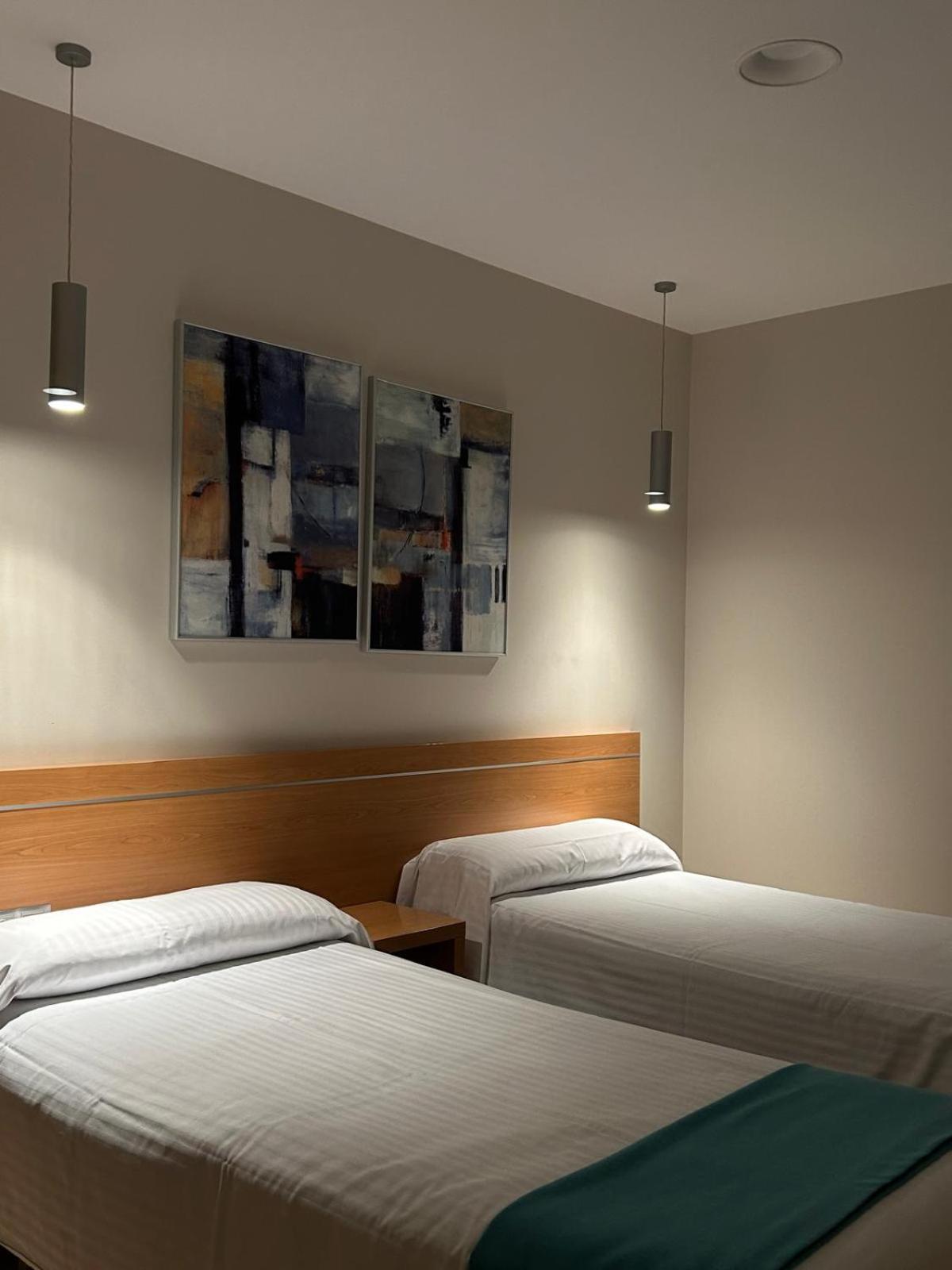 Hostal Aralar Aizoáin Exteriér fotografie