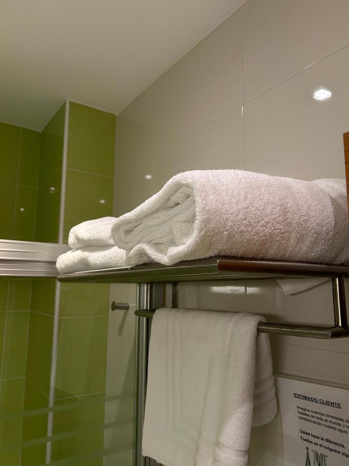 Hostal Aralar Aizoáin Exteriér fotografie