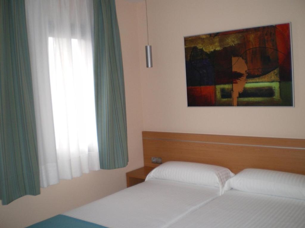 Hostal Aralar Aizoáin Exteriér fotografie